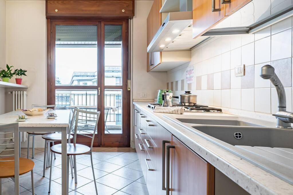 Broletto Park Apartment - Affitti Brevi Italia レッコ エクステリア 写真