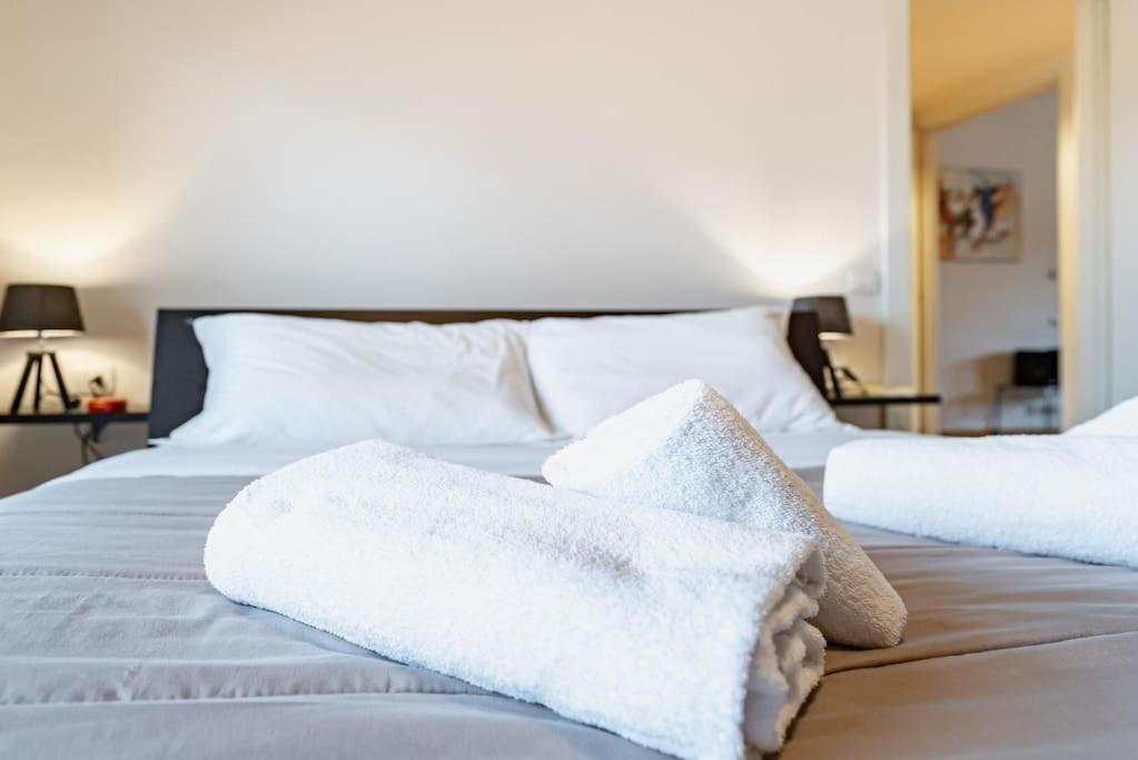 Broletto Park Apartment - Affitti Brevi Italia レッコ エクステリア 写真